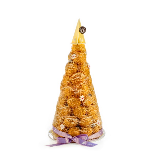 Croquembouche